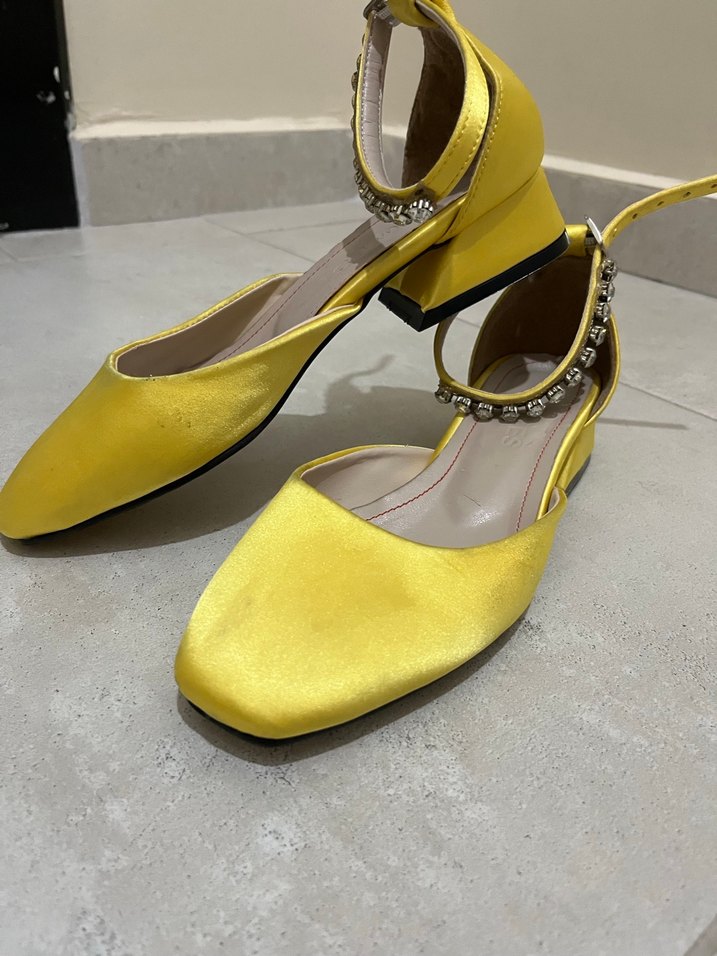 Sarı Işıltılı Kadın Blok Topuklu Ayakkabı - Görsel 2