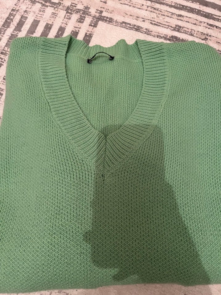Yeşil V Yaka Triko Kadın Kazak - Görsel 3