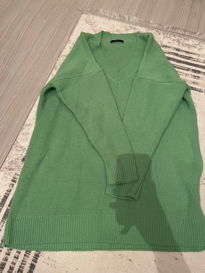 Yeşil V Yaka Triko Kadın Kazak - Görsel 2