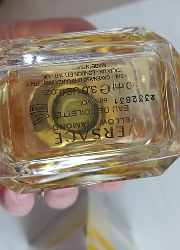 Versace Yellow Diamond Edt - Görsel 4