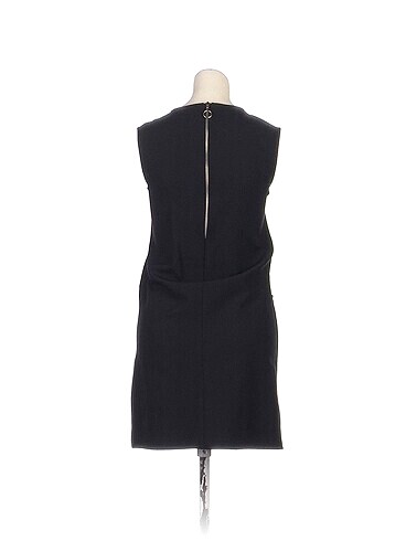 36 Beden PreLoved Kısa Elbise %70 İndirimli.