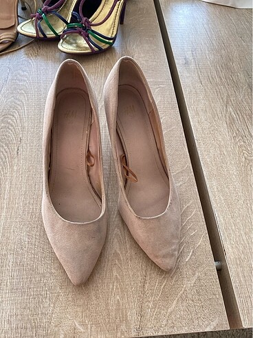Bej rengi süet stiletto