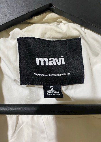 Düğmeli Beyaz Kadın Ceket - Görsel 2