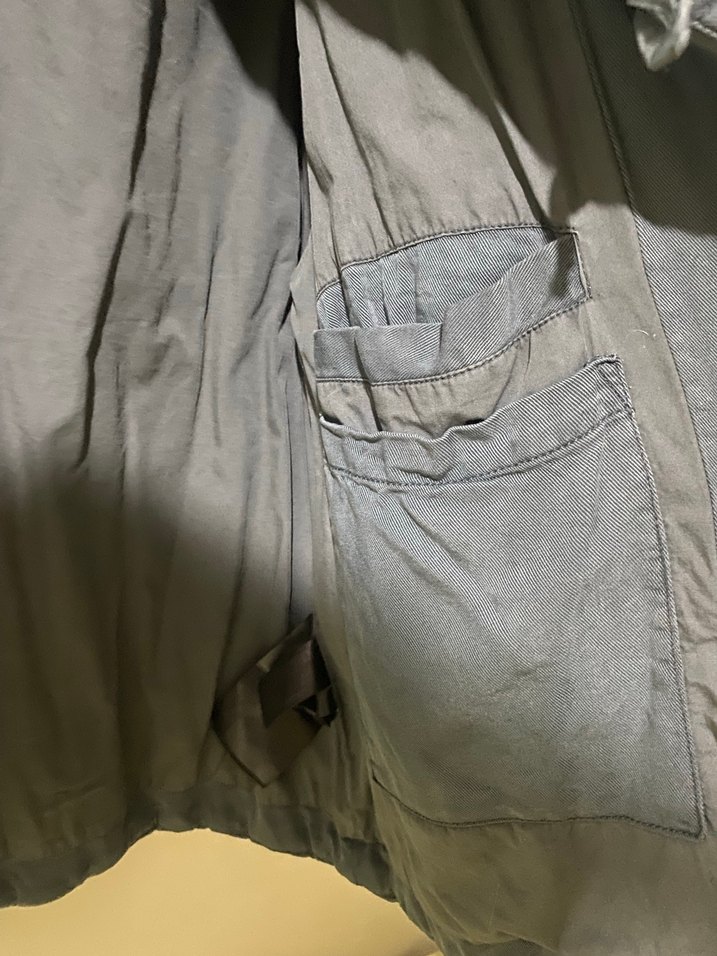 Gri Düğmeli Kadın Mont - Görsel 5