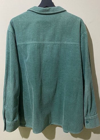 Düğmeli Uzun Kollu Yeşil Kadife Gömlek - Görsel 3