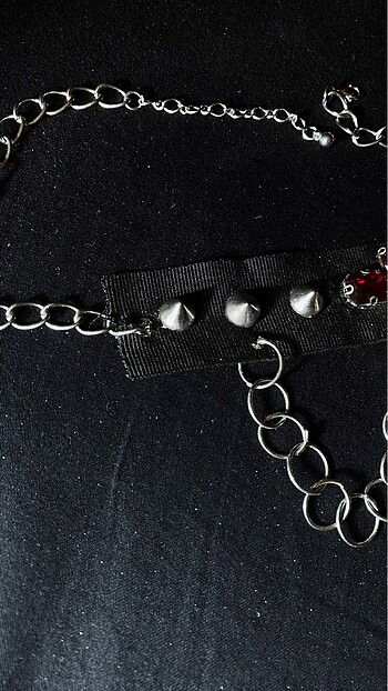  Beden Gothic Haç Choker