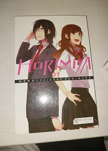 Horimiya
Horisan ile Miyamurakan 
1.cilt 2.cilt 3.cilt Akılçelen - Görsel 2