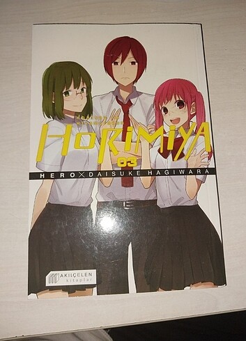Horimiya
Horisan ile Miyamurakan 
1.cilt 2.cilt 3.cilt Akılçelen - Görsel 4
