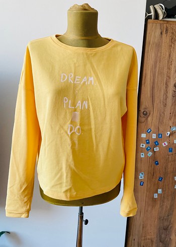 Sarı Baskılı Kadın Sweatshirt