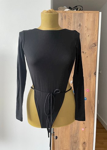 Siyah Uzun Kollu bağcıklı Fitted Bluz
