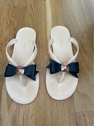 Ted baker
