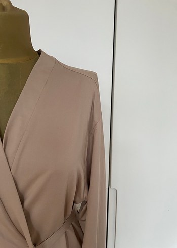 Bej V Yaka Uzun Kollu sabahlık - Görsel 3