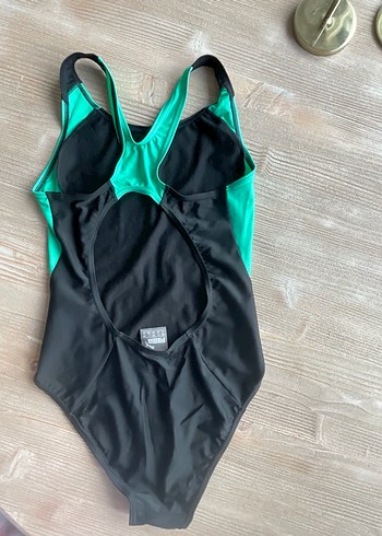 Puma Kadın Siyah Yeşil Spor Mayo - Görsel 2