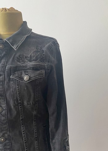 s Beden gri Renk Düğmeli Gri Nakışlı Kadın Denim Ceket