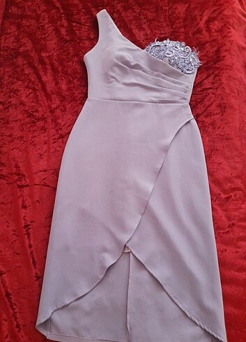 Lila renkte abiye elbise. www.fashionistabutik.com