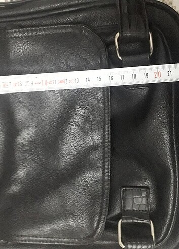 Kadın siyah kol cantasi..
