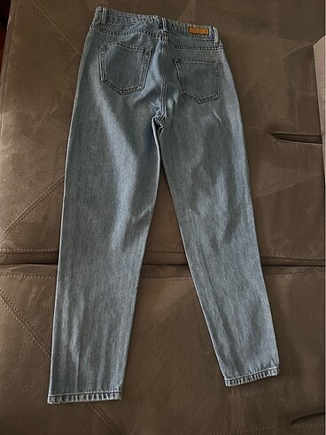 27 Beden mavi Renk Mom jean