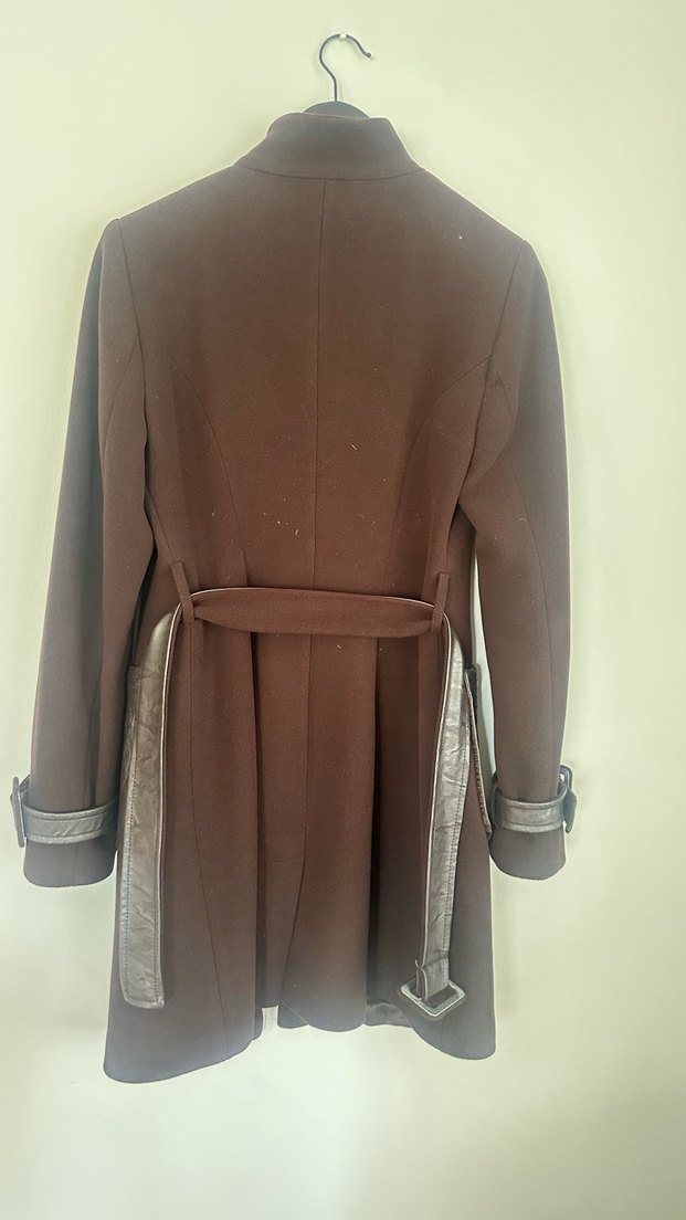 Düğmeli Kahverengi Deri Kadın Klasik Ofis Kabanı - Görsel 5