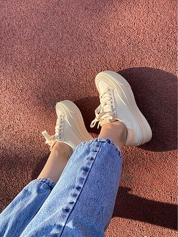 Zara sneaker