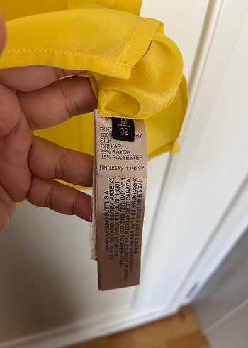 m Beden Massimo dutti Sarı Kolsuz Yakalı Bluz