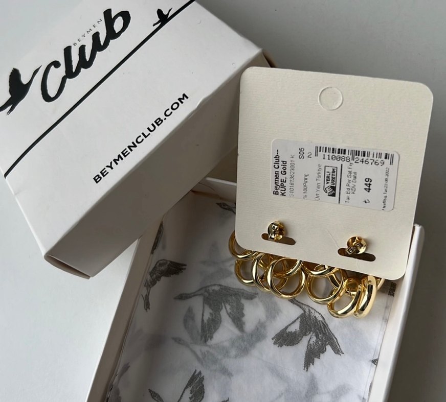 Zincir Detaylı Mini Altın Küpeler - Görsel 2