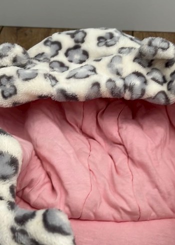 Kapüşonlu Leopar Desenli Kız Çocuk Ceketi - Görsel 3