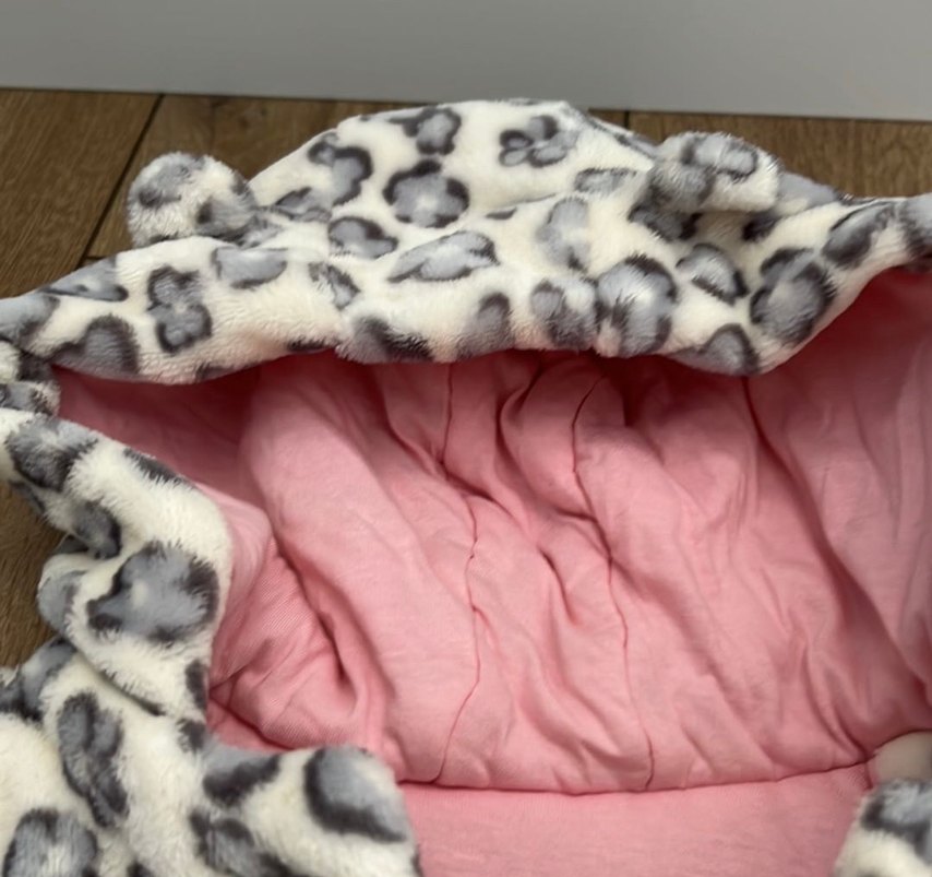 Kapüşonlu Leopar Desenli Kız Çocuk Ceketi - Görsel 3