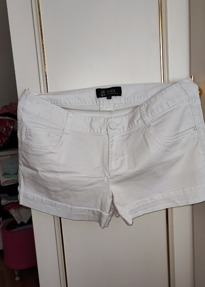 Beyaz şort 42 beden - Görsel 3