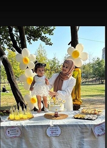 9-12 Ay Beden Papatyalı citcitli badi doğum günü elbisesiv