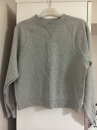 Gri sweatshirt