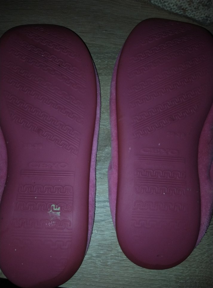 Pembe Kalpli Sıcak Terlik - Görsel 2