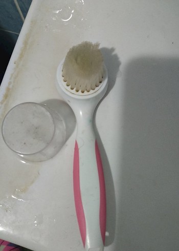 Pembe Yüz Temizleme Cihazı - Görsel 2