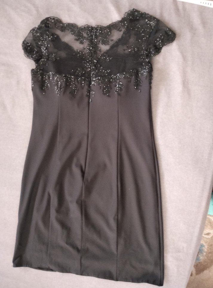 Siyah V Yaka Midi Klasik Gotik Elbise - Görsel 2