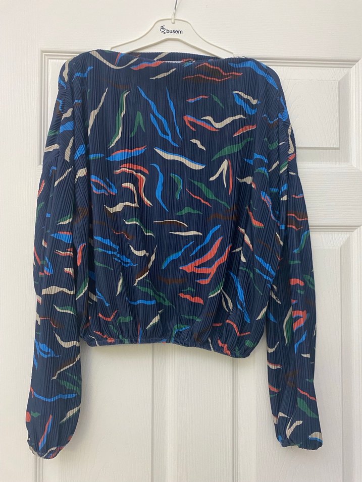 Jimmy Key Lacivert Bol Kesim Kayık Yaka Bluz - Görsel 2