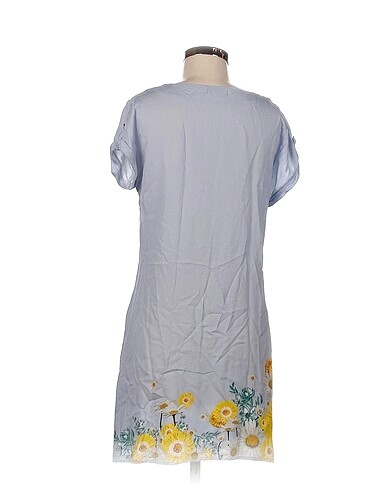 40 Beden Vintage Love Kısa Elbise %70 İndirimli.