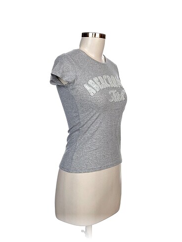 Abercrombie & Fitch Abercrombie & Fitch T-shirt %70 İndirimli.