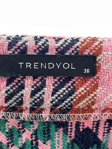 36 Beden çeşitli Renk Trendyol & Milla Mini Etek %70 İndirimli.