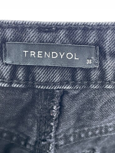 36 Beden siyah Renk Trendyol & Milla Jean / Kot %70 İndirimli.