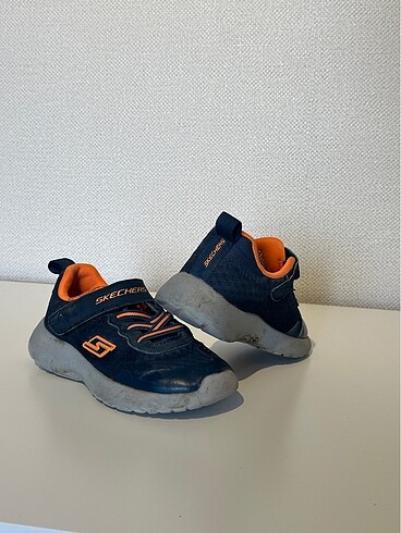 Skechers spor ayakkabı