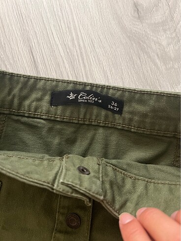 Colin's Kot etek