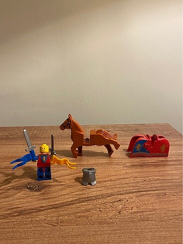  Beden Renk ORİJİNAL LEGO ŞÖVALYE AT