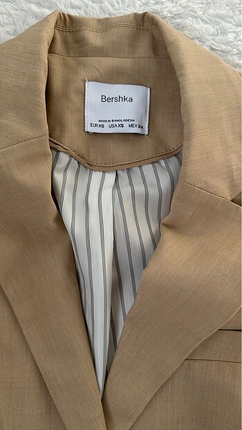 xs Beden BERSHKA BLAZER CROP CEKET