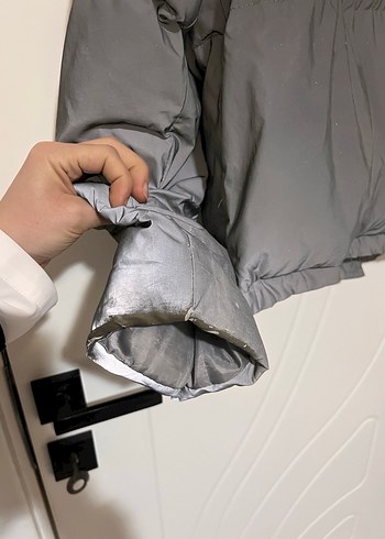 HOLOGRAM KADIN ŞİŞME MONT - Görsel 5