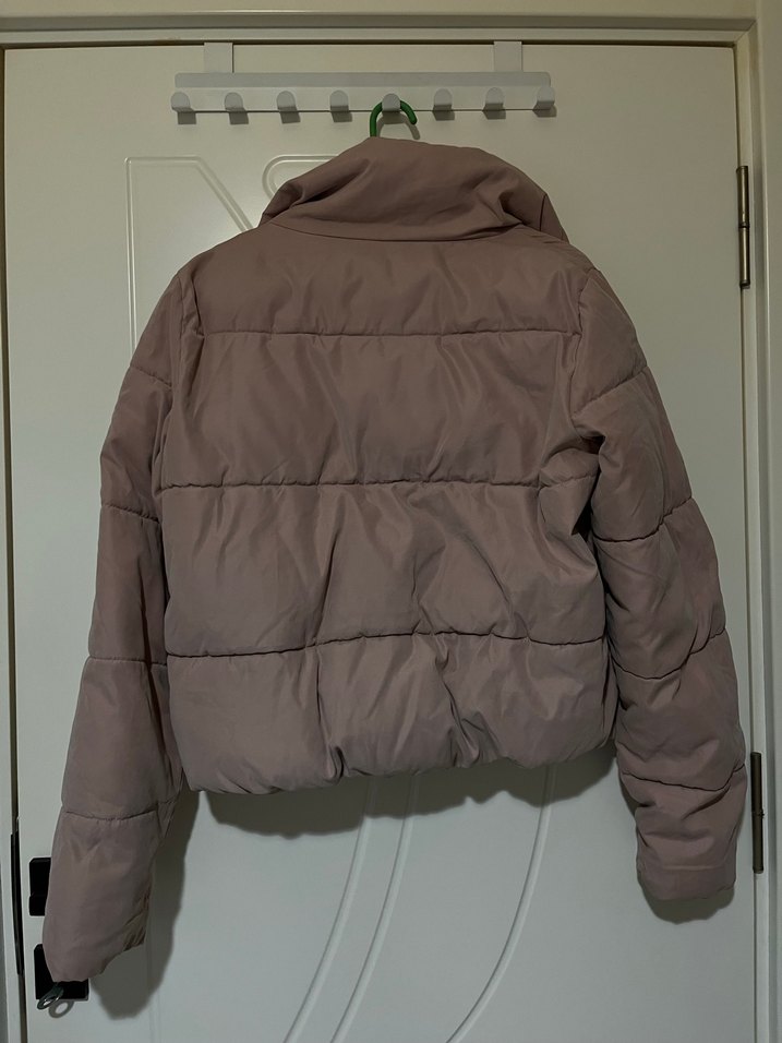 ONLY PEMBE KADIN CROP ŞİŞME MONT - Görsel 4