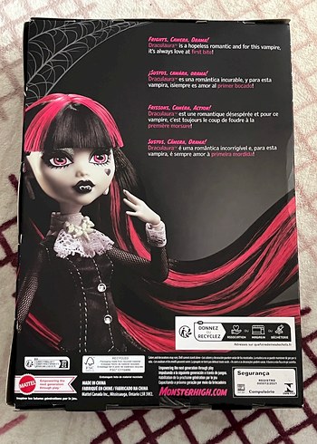  Beden Monster High Reel Drama Draculara