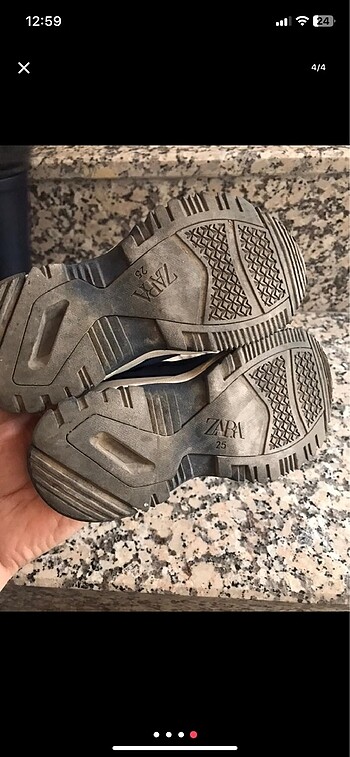 25 Beden Zara spor ayakkabı