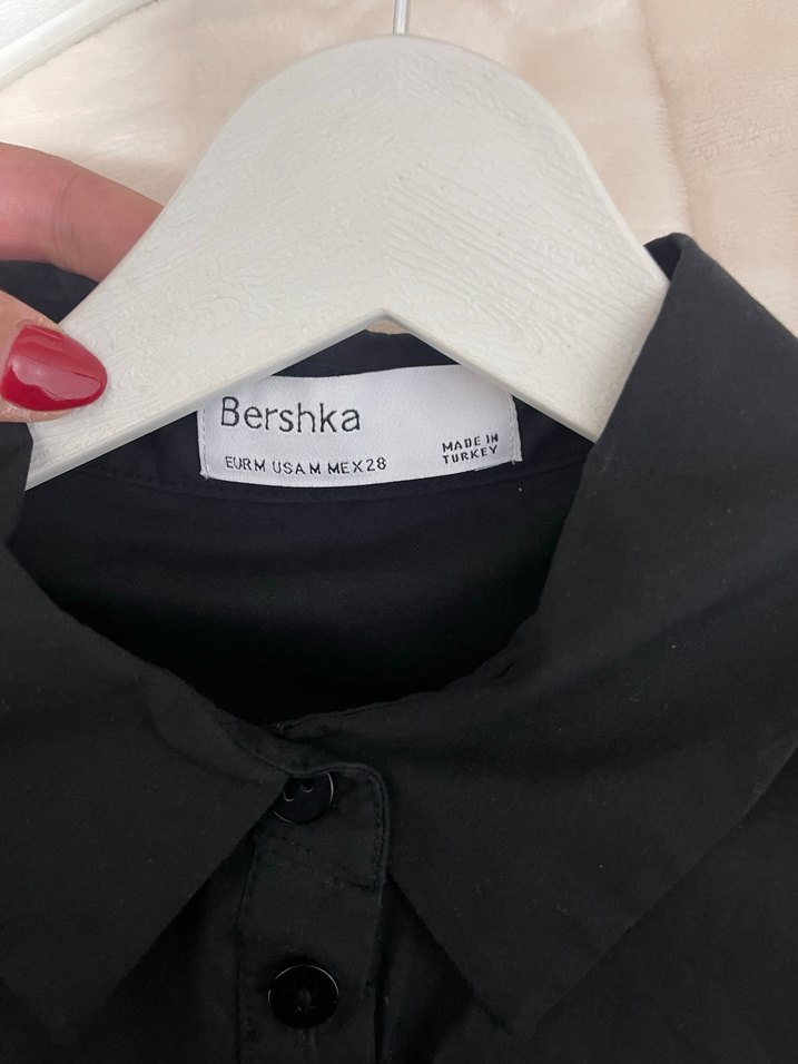 Bershka Siyah korse detaylı gömlek - Görsel 3