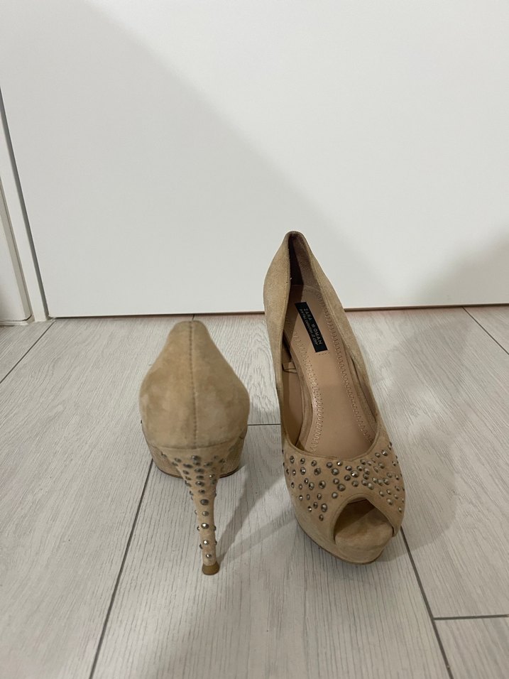 Bej Süet Kadın Dolgu Topuklu Ayakkabı - Görsel 2