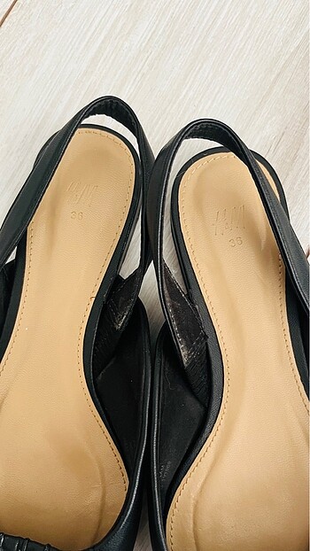 36 Beden siyah Renk H&M babet