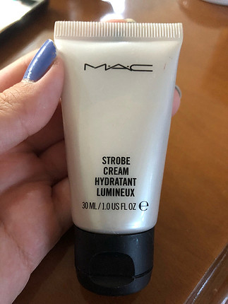 Mac strobe cream